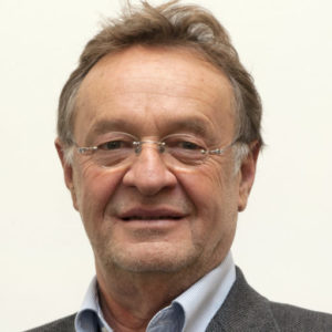 <b>Josef König</b> ist einer der Gründer und bis September 2018 Geschäftsführer des Informationsdienst Wissenschaft - <i>idw</i>. Bis 2013 war er außerdem 23 Jahre lang Pressesprecher und Leiter der Pressestelle der Ruhr-Universität Bochum.