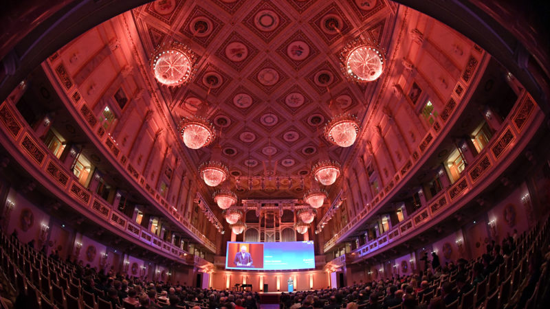 Die Festveranstaltung zum Journalistenpreis <i>PUNKT</i> findet in der Oper Berlin statt. Foto: <i>acatech</i>